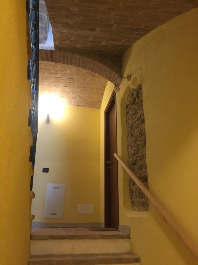 Ababo Affittacamere Quattro Castella Exterior foto